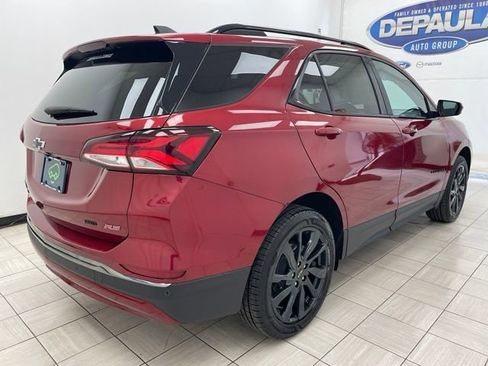 Used 2023 Chevrolet Equinox RS AWD/4WD image 22