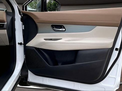 Certified 2025 Nissan Murano Platinum w/ Cargo Package AWD/4WD image 23
