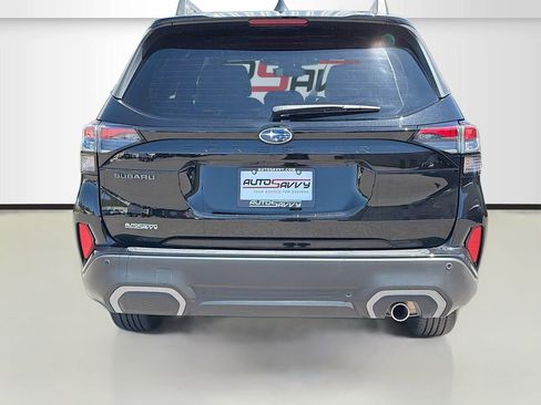 Used 2025 Subaru Forester Limited w/ Popular Package #2 AWD/4WD image 6