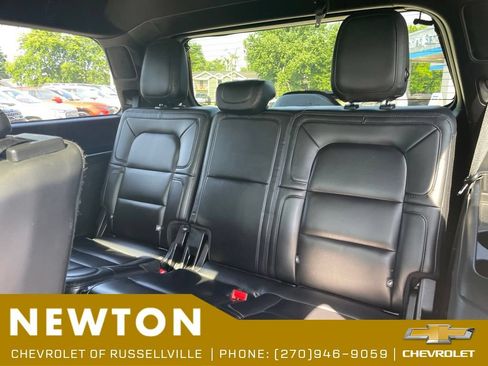 Used 2020 Lincoln Navigator Reserve w/ Equipment Group 208A Reserve AWD/4WD image 15