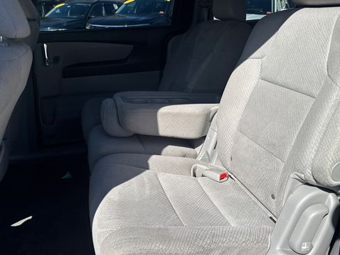 Used 2015 Honda Odyssey EX image 9