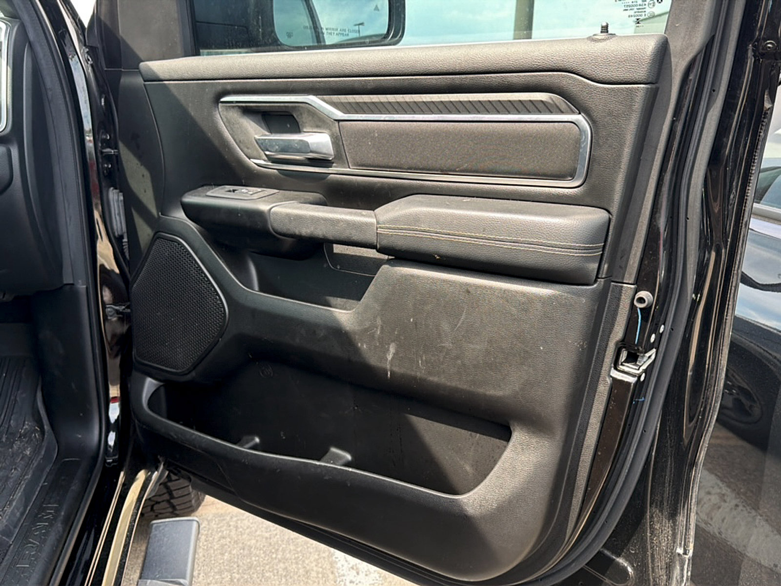 Used 2025 RAM 1500 Big Horn AWD/4WD image 12