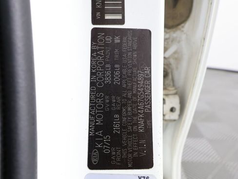 Used 2016 Kia Forte LX image 36