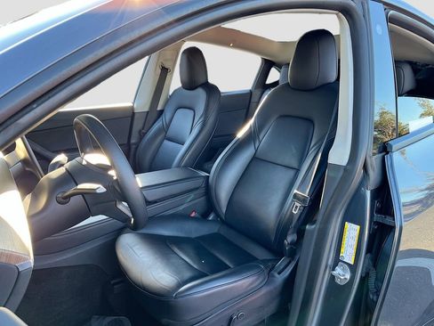 Used 2022 Tesla Model Y Performance image 20