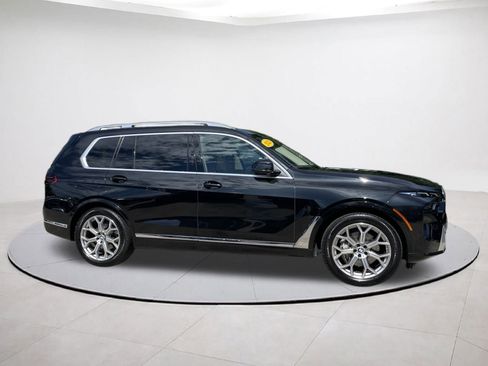 Used 2023 BMW X7 xDrive40i w/ Parking Assistance Package image 6