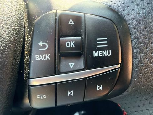 Used 2023 Ford Escape ST-Line Elite w/ Premium Technology Package AWD/4WD image 29