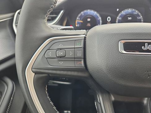 New 2025 Jeep Grand Cherokee Altitude RWD image 22