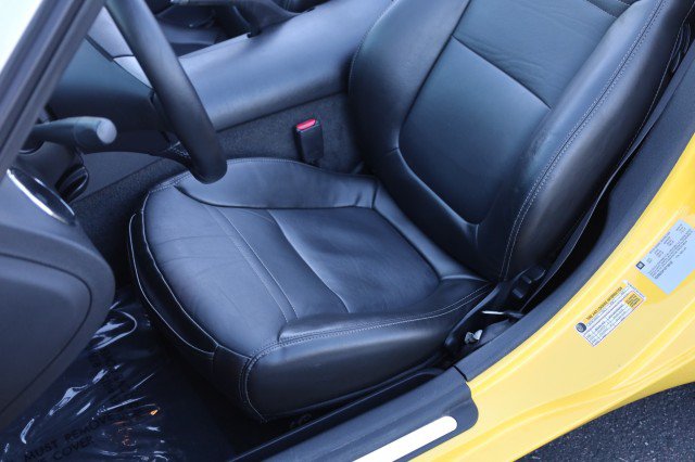 Used 2008 Pontiac Solstice GXP w/ Premium Package RWD image 26