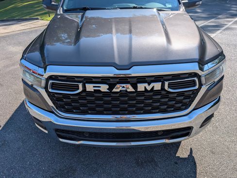 Used 2025 RAM 1500 Big Horn AWD/4WD image 12