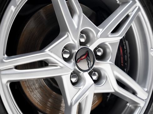 Used 2023 Chevrolet Corvette Stingray Premium Cpe w/ Z51 Performance Package RWD image 24