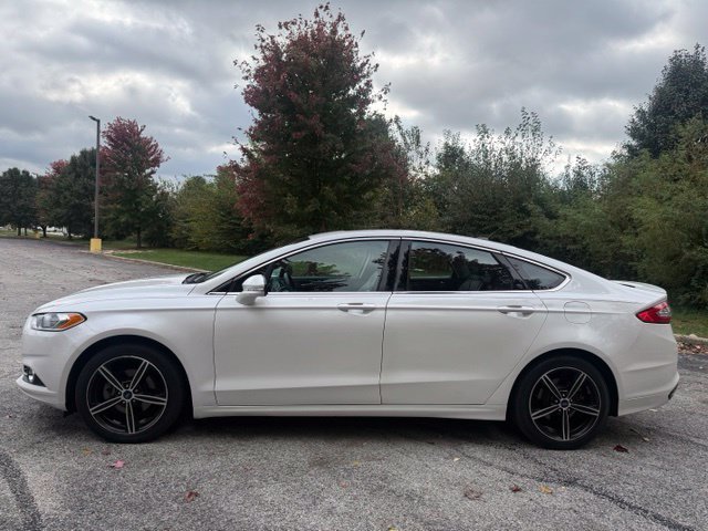 Used 2016 Ford Fusion SE w/ Equipment Group 202A FWD image 8