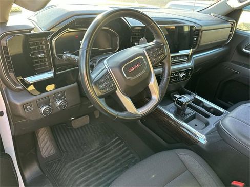 Used 2023 GMC Sierra 1500 Elevation w/ LPO, Elevation Black Package image 5