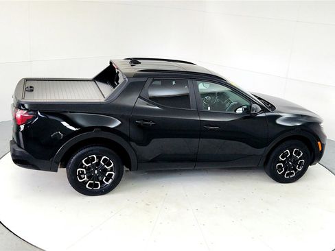 Used 2022 Hyundai Santa Cruz SEL Premium image 18