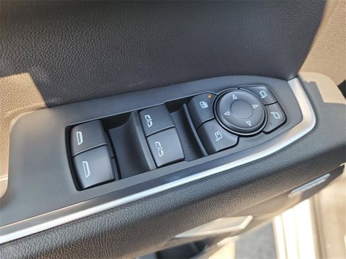 New 2026 Chevrolet Silverado 1500 LTZ w/ LTZ Premium Package image 11