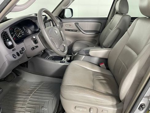 Used 2007 Toyota Sequoia Limited AWD/4WD image 2
