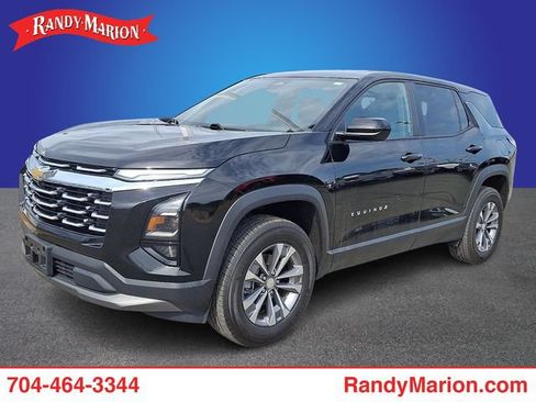 Used 2025 Chevrolet Equinox LT FWD image 1
