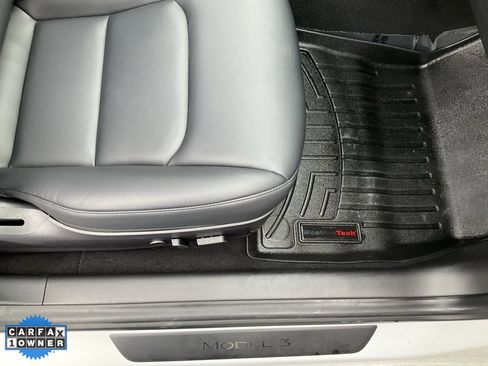 Used 2021 Tesla Model 3 Standard Range Plus image 57