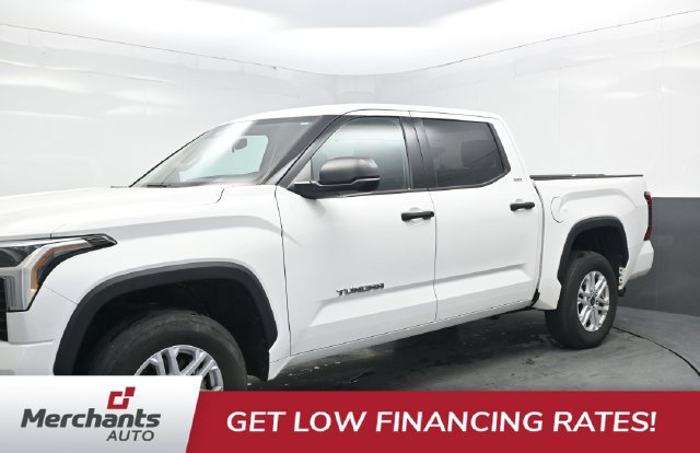 Used 2023 Toyota Tundra SR5 AWD/4WD image 3