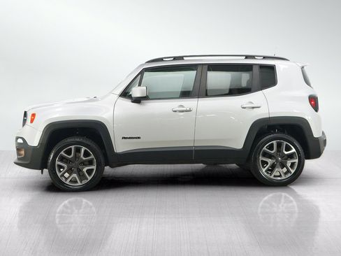 Used 2018 Jeep Renegade Latitude w/ Cold Weather Group AWD/4WD image 2