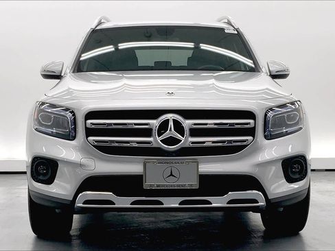 Used 2022 Mercedes-Benz GLB 250 image 3