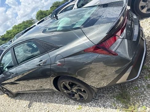Used 2026 Hyundai Elantra Sport FWD image 9