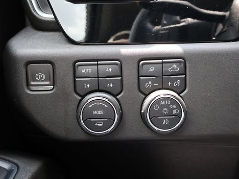 Used 2023 Chevrolet Silverado 1500 RST w/ Convenience Package II AWD/4WD image 30