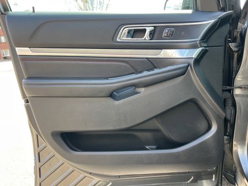 Used 2016 Ford Explorer Sport w/ Equipment Group 401A image 11