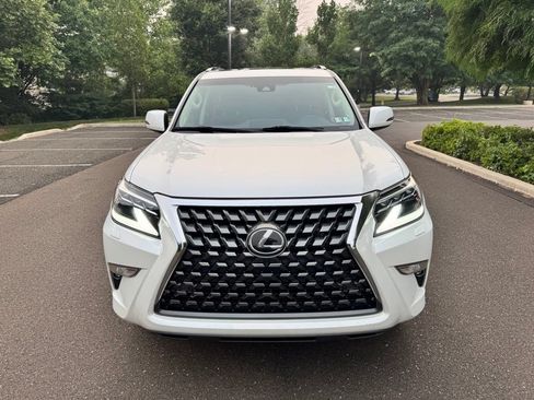 Used 2020 Lexus GX 460 Premium w/ Premium Package AWD/4WD image 2