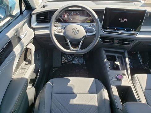 New 2026 Volkswagen Tiguan SE AWD/4WD image 10