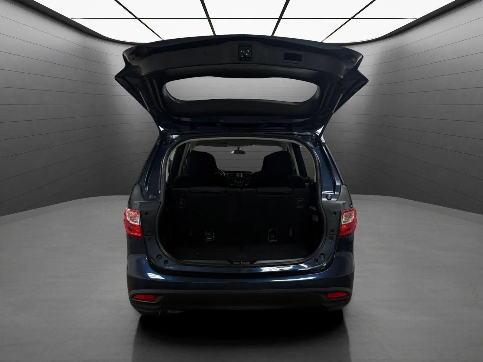 Used 2014 MAZDA MAZDA5 Sport FWD image 18