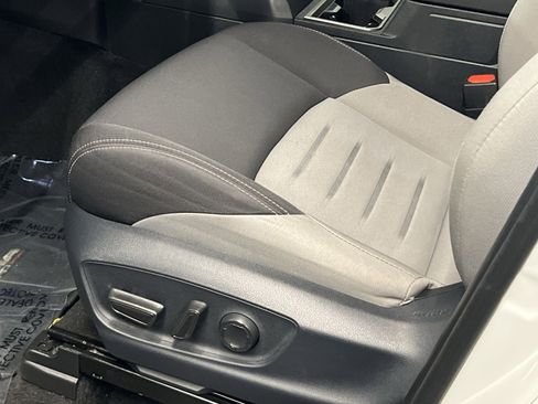 Used 2024 Toyota Tacoma TRD Sport w/ TRD Sport Upgrade Package image 10