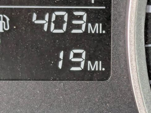 New 2025 Nissan Kicks Play S image 19