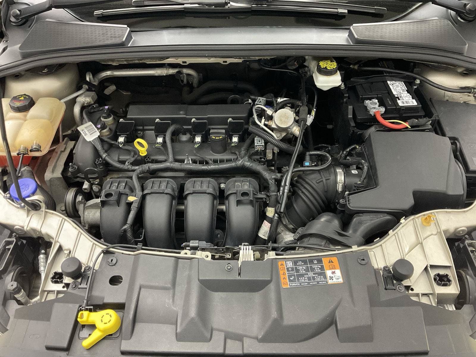 Used 2017 Ford Focus Titanium FWD image 19