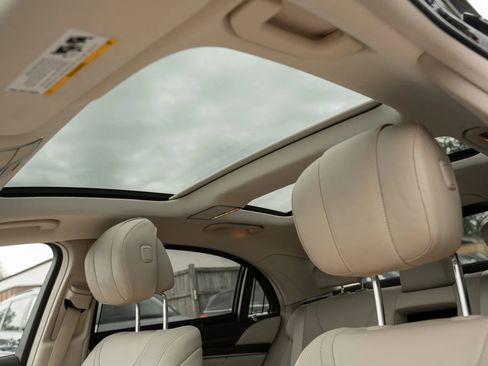 Used 2019 Mercedes-Benz S 560 4MATIC Sedan image 20