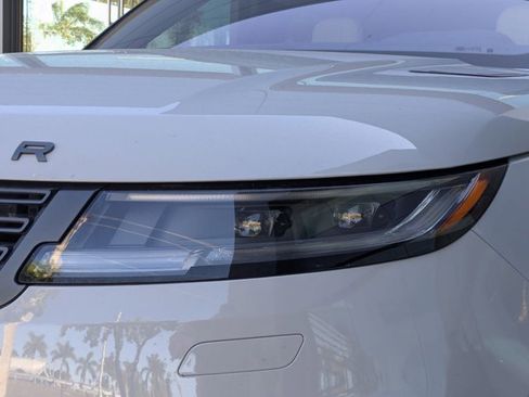 Used 2023 Land Rover Range Rover Sport SE Dynamic image 7