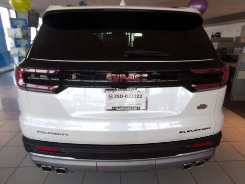 New 2025 GMC Acadia Elevation image 5
