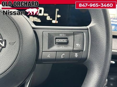 Used 2025 Nissan Kicks SV FWD image 19