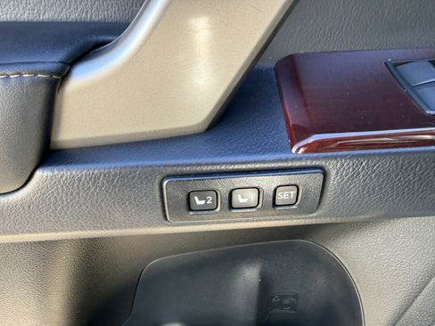 Used 2017 Lexus GX 460 Luxury image 10