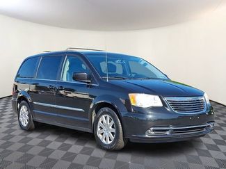 Used 2014 Chrysler Town & Country Touring FWD video 1