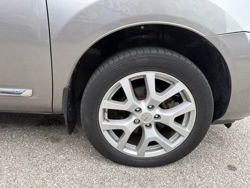 Used 2013 Nissan Rogue SL AWD/4WD image 29