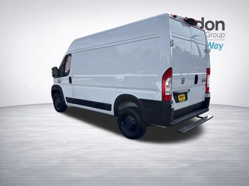 Used 2021 RAM ProMaster 2500 w/ Convenience Group FWD image 5
