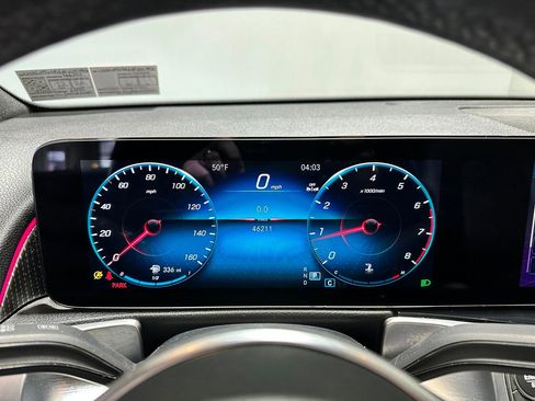 Used 2022 Mercedes-Benz GLB 250 4MATIC image 17