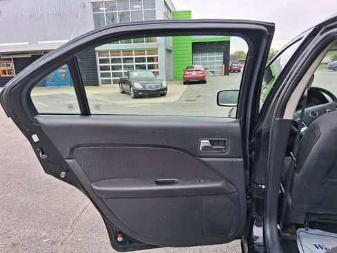 Used 2009 Mercury Milan FWD image 13