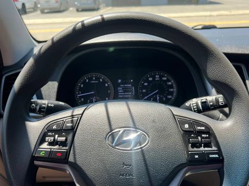 Used 2018 Hyundai Tucson SE AWD/4WD image 19