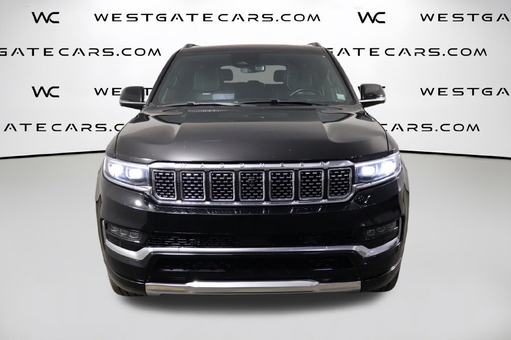 Used 2023 Jeep Grand Wagoneer L Series II w/ Premium Group II AWD/4WD image 2