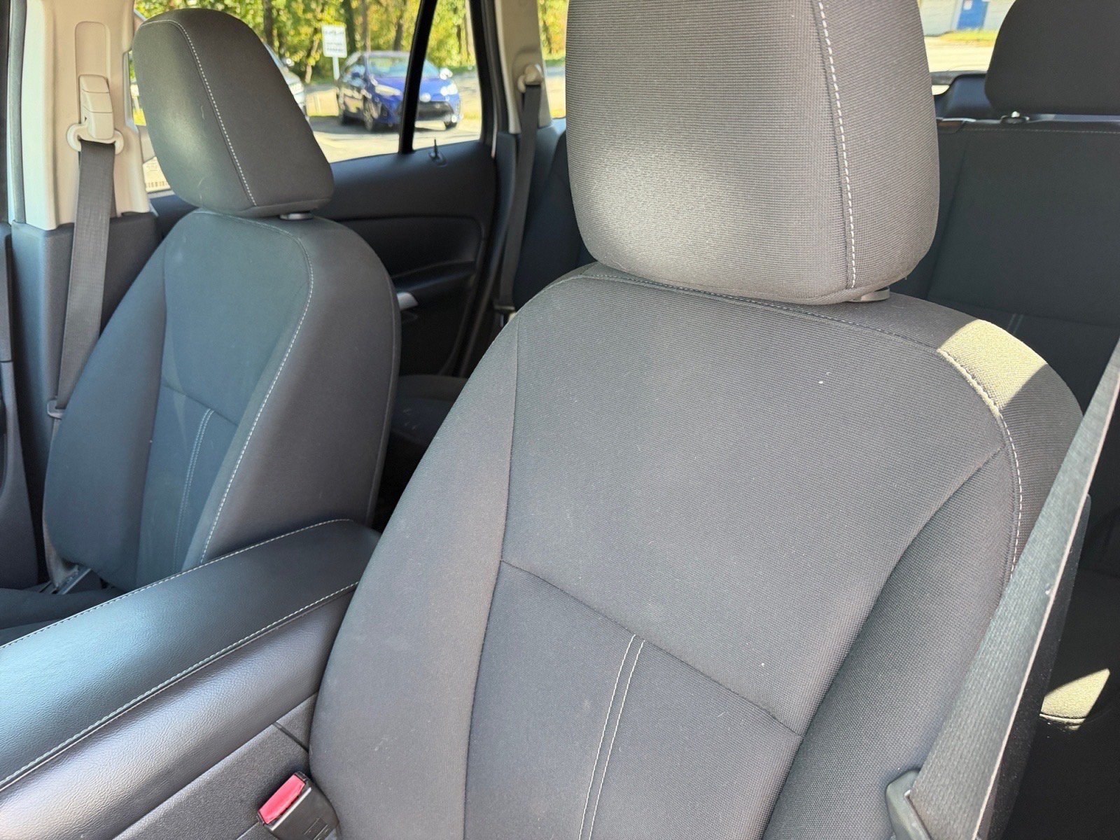 Used 2011 Ford Edge SE FWD image 13
