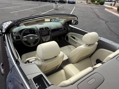Used 2011 Jaguar XK Convertible RWD image 10