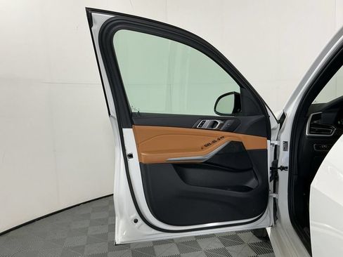 Certified 2023 BMW X5 sDrive40i w/ M Sport Package RWD image 19