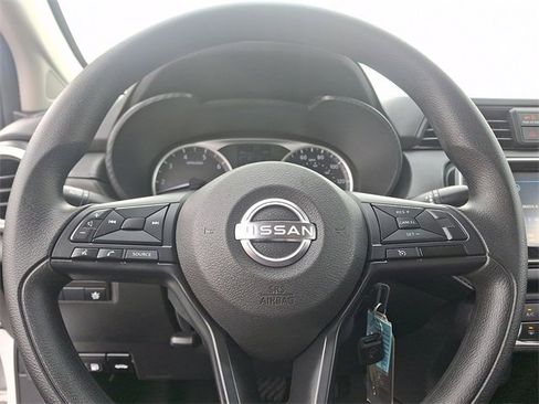 Used 2024 Nissan Versa S w/ S Plus Package image 18