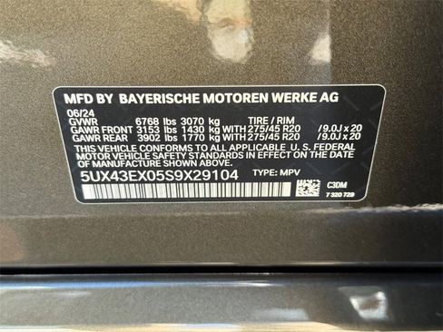 Used 2025 BMW X6 M60i image 25